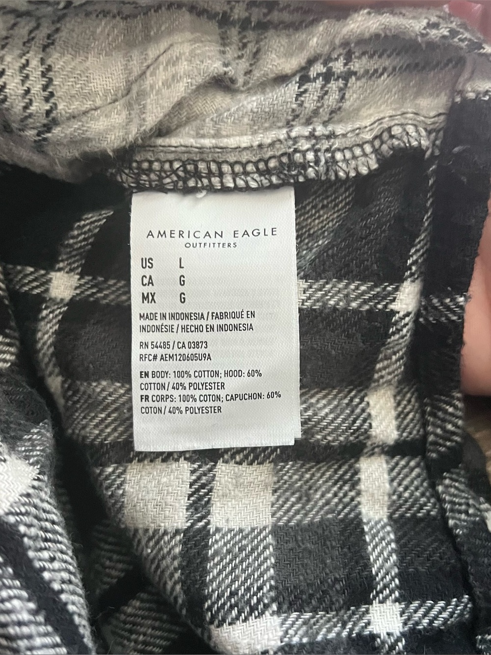 American Eagle Cropped Black White Split Plaid Hooded Shirt Size Large - Picture 5 of 5